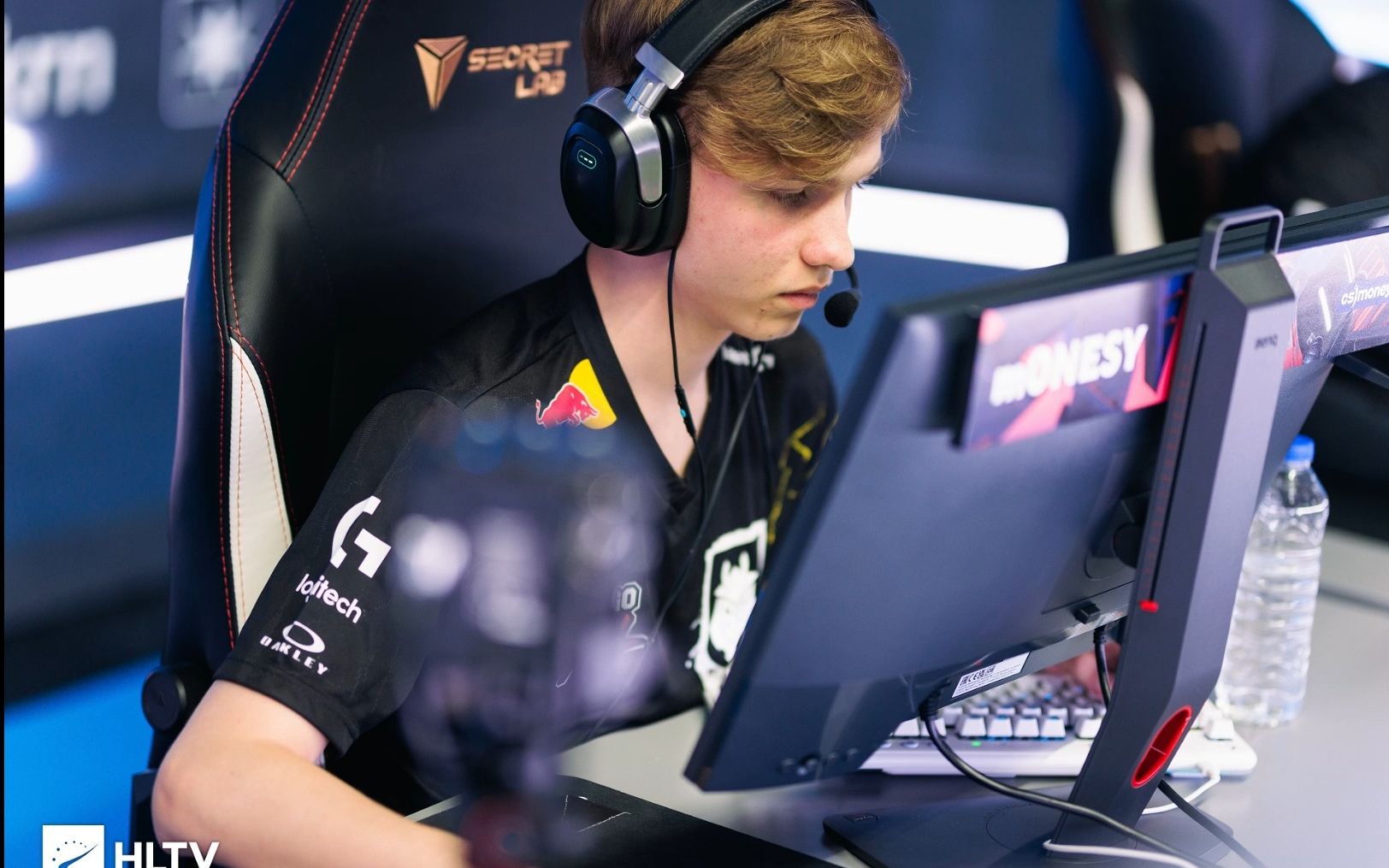 张镇麟连续第2年旧伤复发 已退出国家队集训返回辽篮